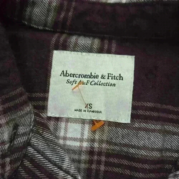 Abercrombie & Fitch  Womens Plaid XS Button Up Shirt - Picture 4 of 6